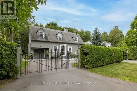 215 Springfield Road Ottawa ON K1M 0L1