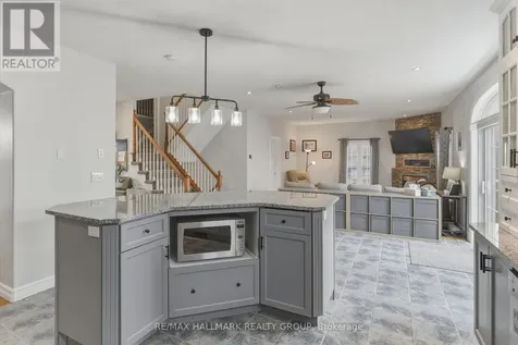 1461 Flanders Road Brockville ON K6V 0A3