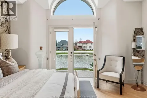 4572 Lake Grande Court Windsor ON N9G 2R3