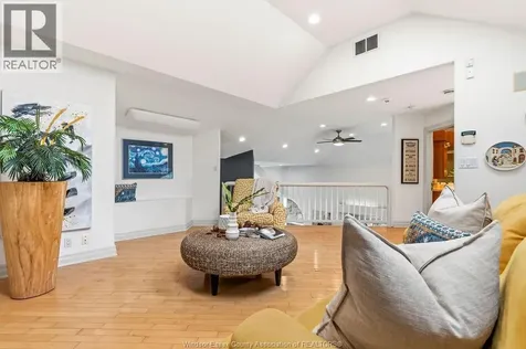 4572 Lake Grande Court Windsor ON N9G 2R3