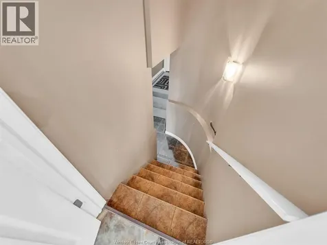 1098 Stoneybrook Crescent Windsor ON N9G 2Y3