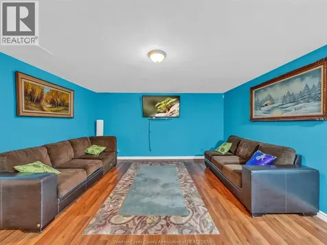 1098 Stoneybrook Crescent Windsor ON N9G 2Y3