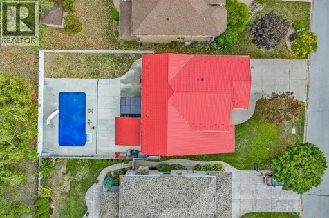 1098 Stoneybrook Crescent Windsor ON N9G 2Y3