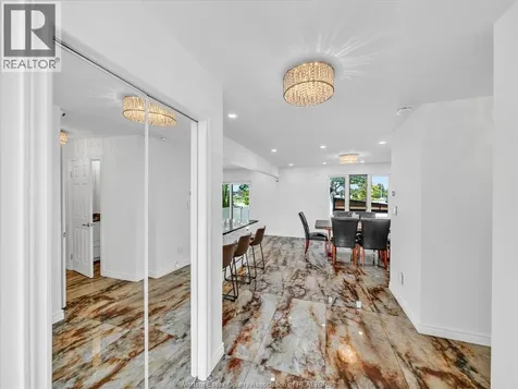 1098 Stoneybrook Crescent Windsor ON N9G 2Y3