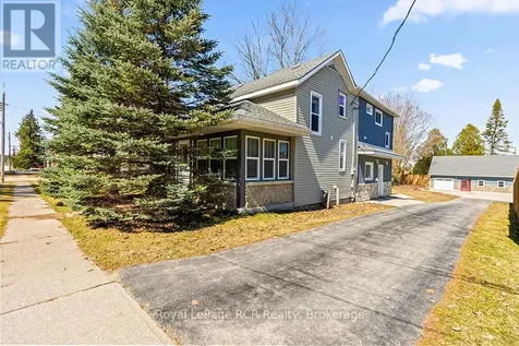 144 Loucks Lane Chatsworth ON N0H 1G0