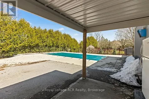 144 Loucks Lane Chatsworth ON N0H 1G0