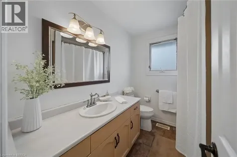 1 Osijek Crescent Brantford ON N3P 1Z3