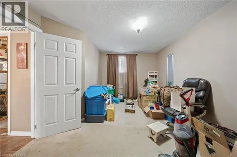 1 Osijek Crescent Brantford ON N3P 1Z3