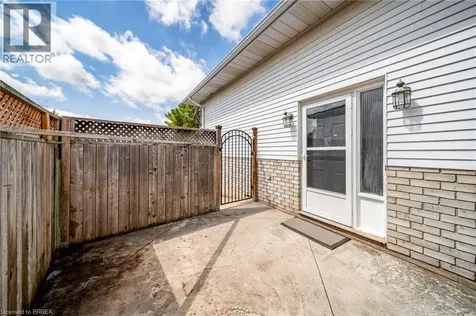 1 Osijek Crescent Brantford ON N3P 1Z3