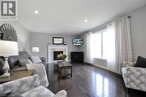 82 Curtis Street Innerkip ON N0J 1M0