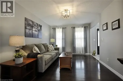 82 Curtis Street Innerkip ON N0J 1M0