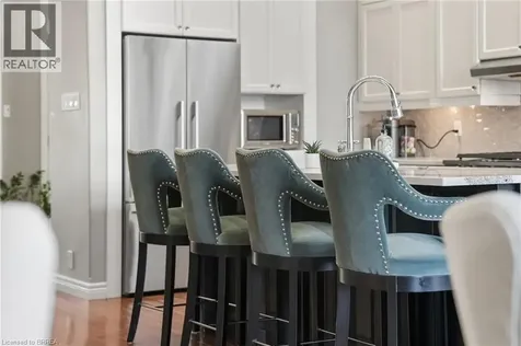 20 Zavarella Court Paris ON N3L 4H3
