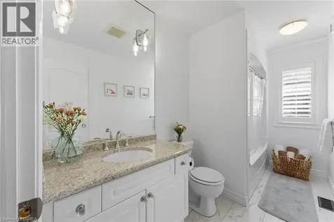 20 Zavarella Court Paris ON N3L 4H3