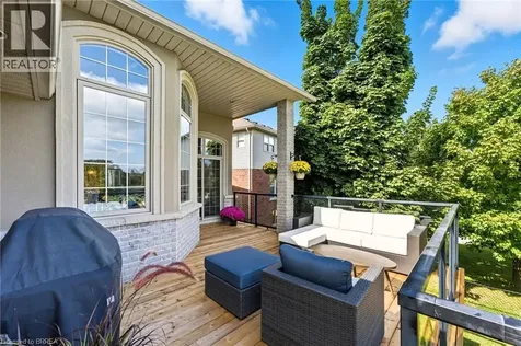 20 Zavarella Court Paris ON N3L 4H3