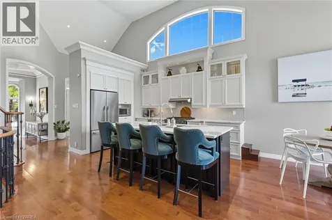 20 Zavarella Court Paris ON N3L 4H3