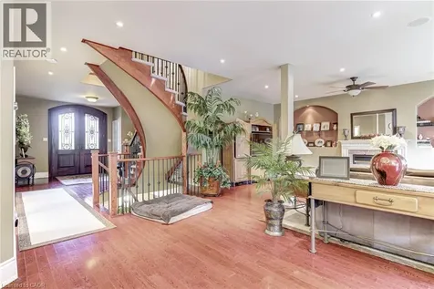 4278 Clubview Drive Burlington ON L7M 4X1