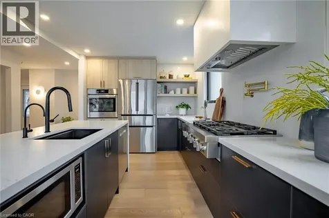 2433 Trevor Drive Oakville ON L6L 5C4