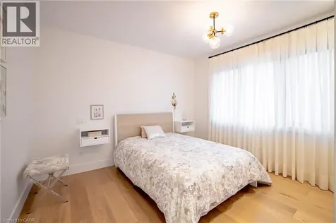 2433 Trevor Drive Oakville ON L6L 5C4