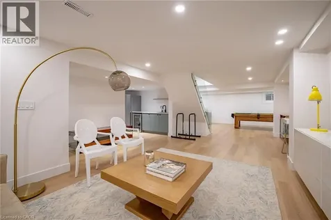 2433 Trevor Drive Oakville ON L6L 5C4