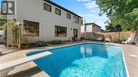 2433 Trevor Drive Oakville ON L6L 5C4