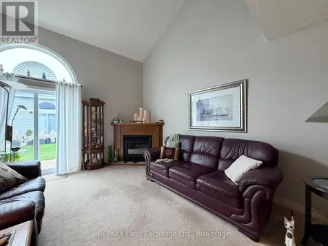 914 Arlington Street Saugeen Shores ON N0H 2C4