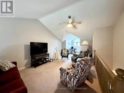 914 Arlington Street Saugeen Shores ON N0H 2C4
