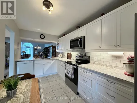 914 Arlington Street Saugeen Shores ON N0H 2C4
