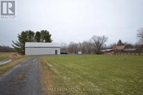 4001 Champlain Street Clarence-rockland ON K0A 1E0