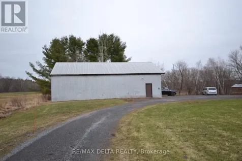 4001 Champlain Street Clarence-rockland ON K0A 1E0