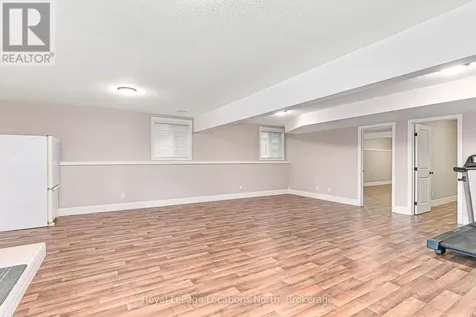 73 Findlay Drive Collingwood ON L9Y 0G6
