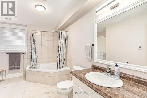 73 Findlay Drive Collingwood ON L9Y 0G6