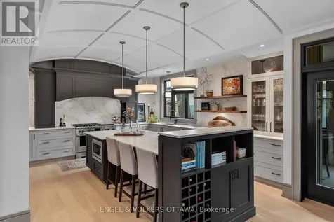 37 Clarendon Avenue Ottawa ON K1Y 0P3