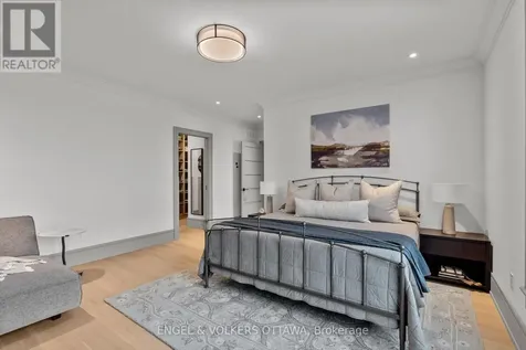 37 Clarendon Avenue Ottawa ON K1Y 0P3