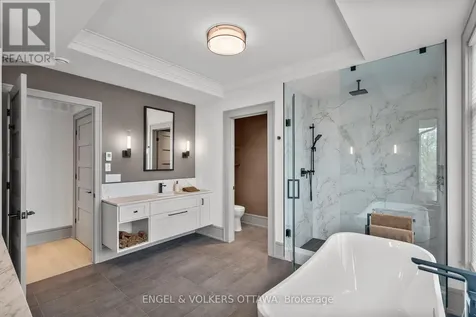 37 Clarendon Avenue Ottawa ON K1Y 0P3