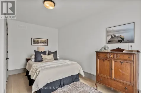 37 Clarendon Avenue Ottawa ON K1Y 0P3