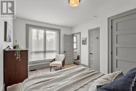 37 Clarendon Avenue Ottawa ON K1Y 0P3