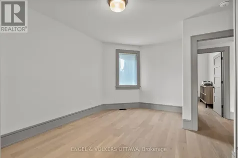 37 Clarendon Avenue Ottawa ON K1Y 0P3