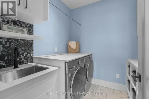 37 Clarendon Avenue Ottawa ON K1Y 0P3
