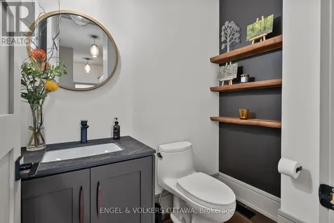 37 Clarendon Avenue Ottawa ON K1Y 0P3