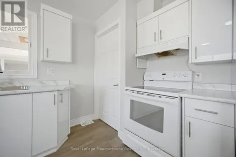 680 Raglan Street Minto ON N0G 2P0