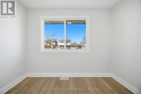 680 Raglan Street Minto ON N0G 2P0