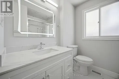 680 Raglan Street Minto ON N0G 2P0