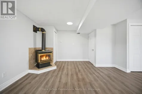 680 Raglan Street Minto ON N0G 2P0