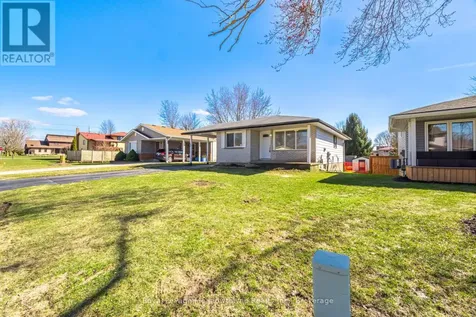 680 Raglan Street Minto ON N0G 2P0