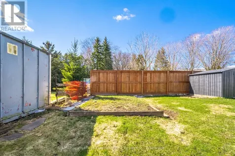 680 Raglan Street Minto ON N0G 2P0