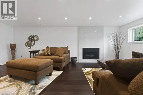 111 Mill Street Smithville ON L0R 2A0