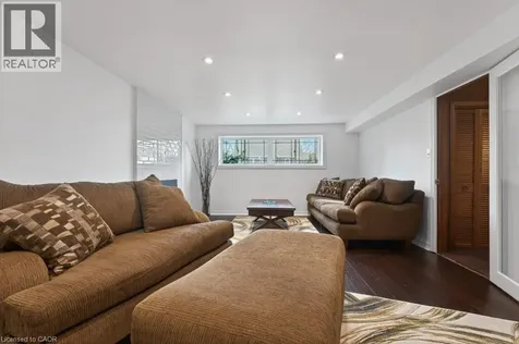 111 Mill Street Smithville ON L0R 2A0