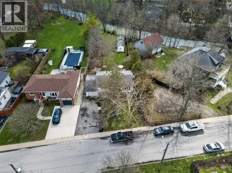 111 Mill Street Smithville ON L0R 2A0