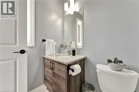 32 Faith Street Cambridge ON N1T 0E8