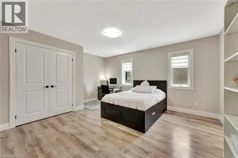 32 Faith Street Cambridge ON N1T 0E8